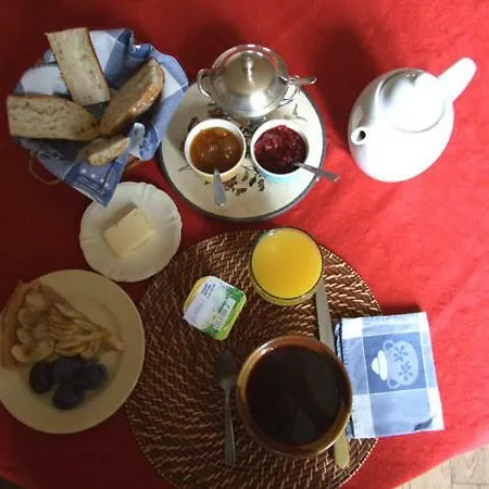 Couette-café Le Saule Argenté *